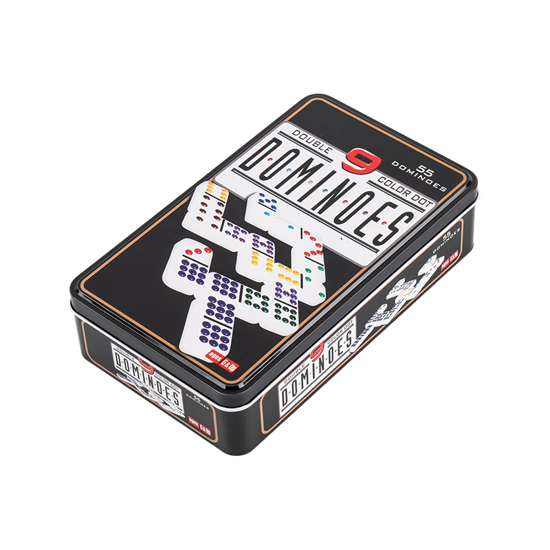 Traditionelt dobbelt ni domino -brætspil